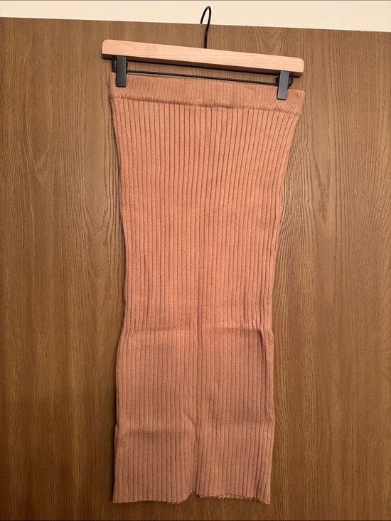Heartloom Dresses & Skirts - Ribbed Knit Midi Skirt in copper